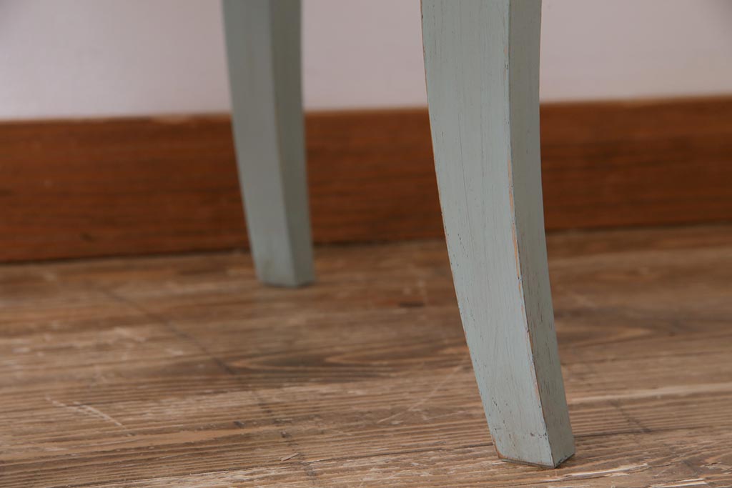 ペイント家具　天童木工　シャビーシックなカラーがお洒落なラウンドテーブル(サイドテーブル、センターテーブル)
