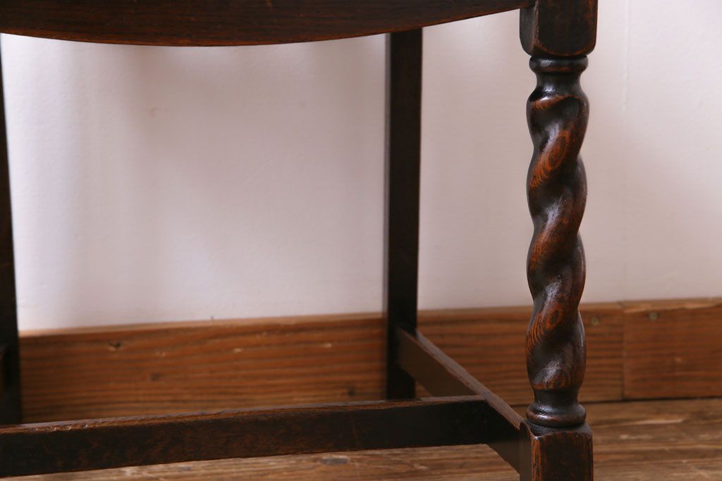 アンティーク家具　イギリスアンティーク　オーク材　上品で味わい深いダイニングチェア(ワークチェア、椅子)(2)