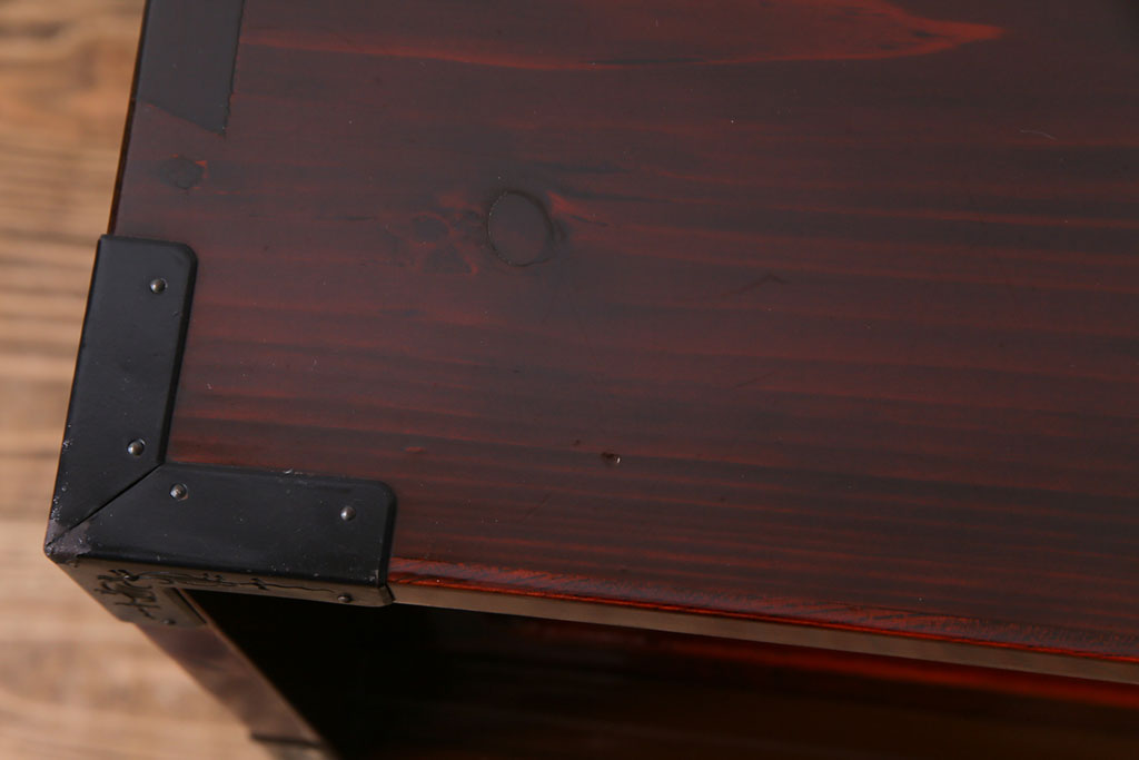 極美品　リメイク　ぼってりとした漆塗りが魅力の仙台箪笥ローボード(リビングボード、収納棚)(1)