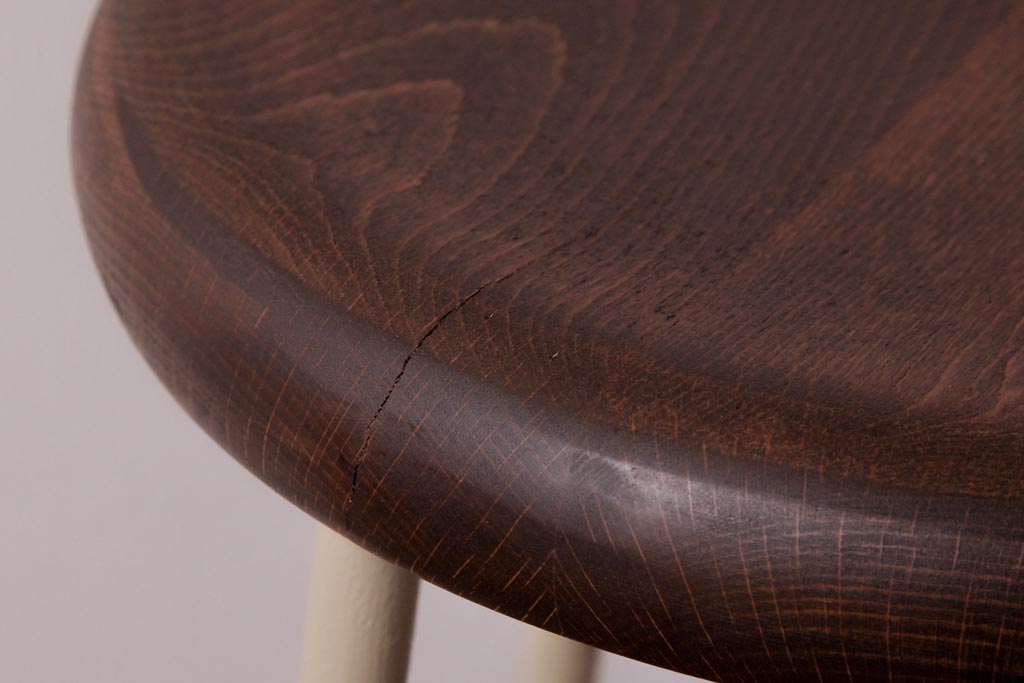 アンティーク雑貨　ラフジュ工房オリジナル　鉄脚　温かみのあるペイントカラーが魅力の丸スツール(チェア、椅子)(2)