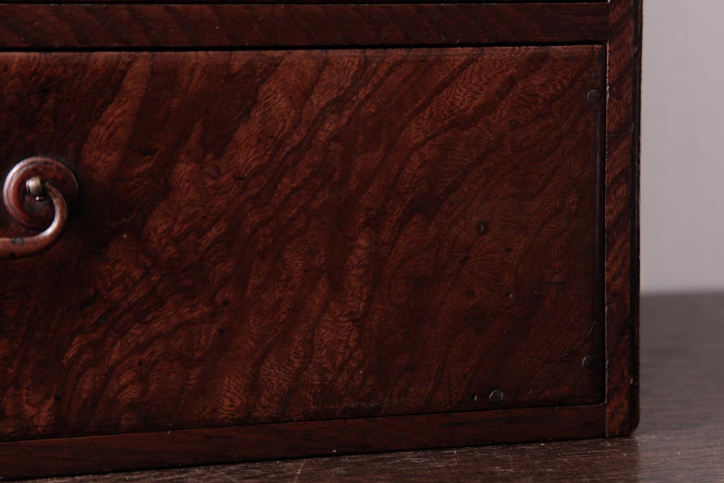 アンティーク雑貨　和製アンティーク　ケヤキ玉杢　漆塗りが上品な裁縫箱(お針箱、小引き出し、小物収納)