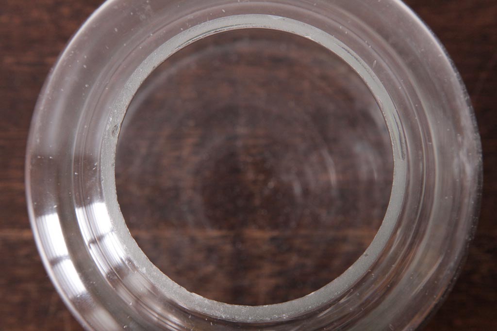アンティーク雑貨　昭和レトロ　ノスタルジックな雰囲気漂う丸型ガラスビン(ガラス瓶、キャニスター)(2)
