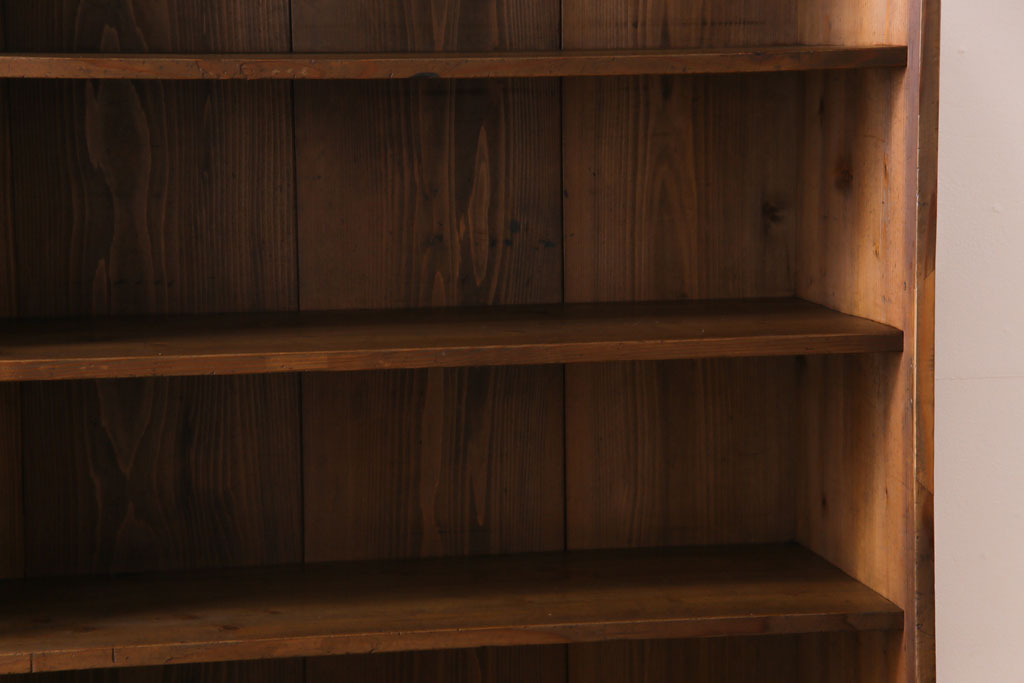 アンティーク家具　和製アンティーク　杉無垢材　素朴な木味が魅力的なオープンラック(飾り棚、本棚)
