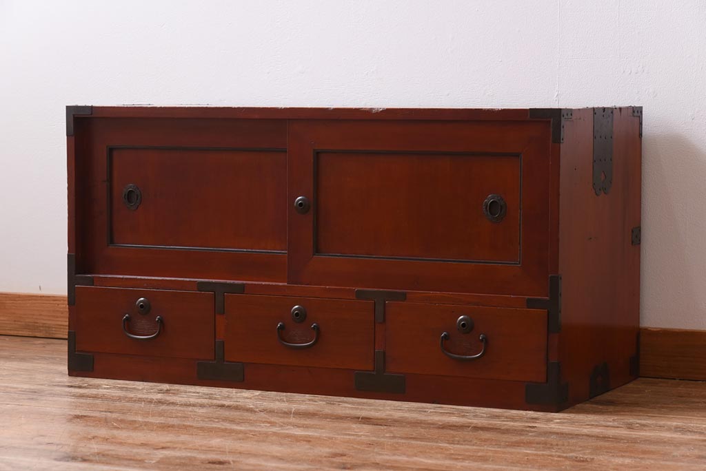 アンティーク家具　昭和初期　ヒノキ材　和の趣き溢れる上品な箪笥ローボード(収納棚、引き出し、リビングボード)