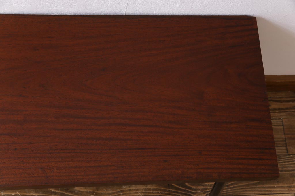 和製アンティーク　クスノキ材一枚板　味のある古材をリメイクした鉄脚ベンチ(板座チェア、ディスプレイ台)