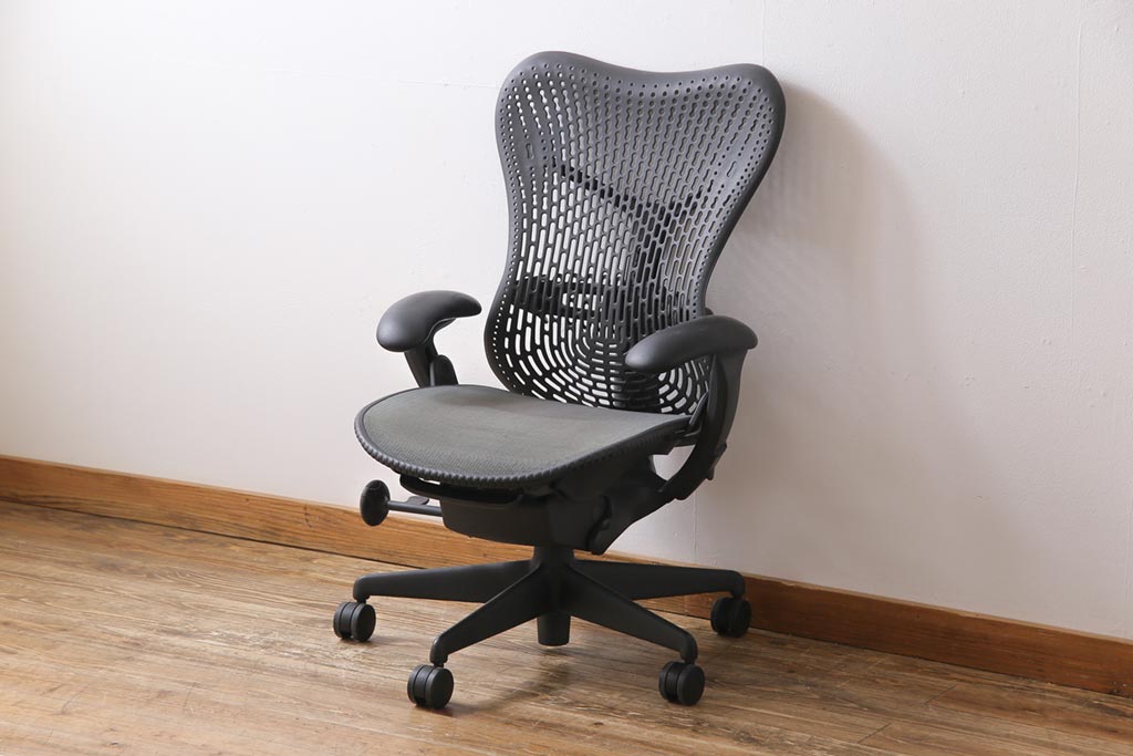 中古　ハーマンミラー社(Hermanmiller)　Mirra Chair　ミラチェア(オフィスチェア、椅子、イス)(定価約13万円)