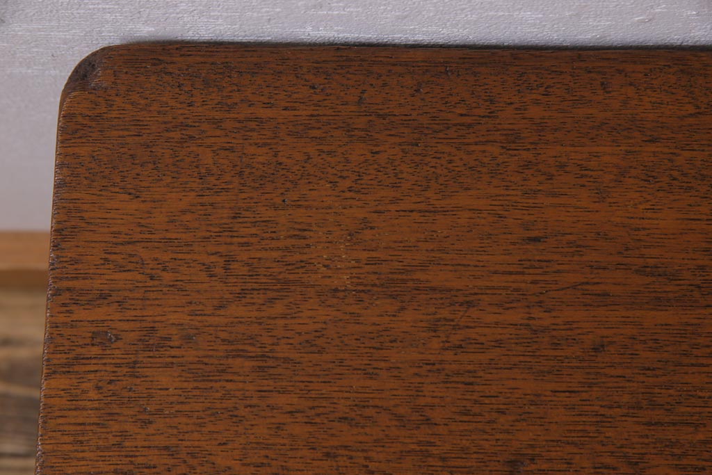 リメイク家具　ラワン材　懐かしさのある木肌が魅力的なセンターテーブル(ローテーブル、リビングテーブル、作業台)