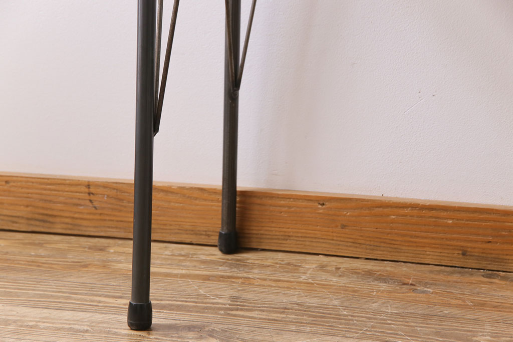 明治大正期　栃の木材一枚板　古材リメイク　渋い趣の鉄脚テーブル(コンソールテーブル、飾り台)