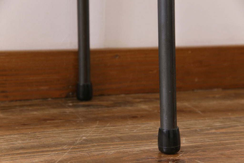 明治大正期　栃の木材一枚板　古材リメイク　渋い趣の鉄脚テーブル(コンソールテーブル、飾り台)
