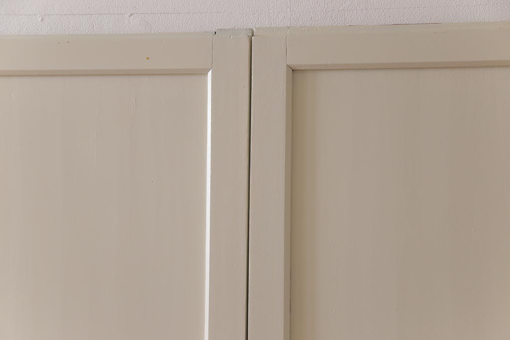 ペイント家具　無垢材　レトロなペイントカラーが魅力の板戸(引き戸、建具)4枚セット