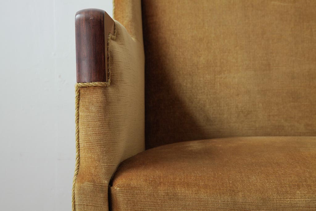 レトロ家具　北欧ビンテージ　デンマーク製　ローズウッド　レトロな雰囲気漂う品のある1人掛けソファ(アームソファ、チェア)(1)