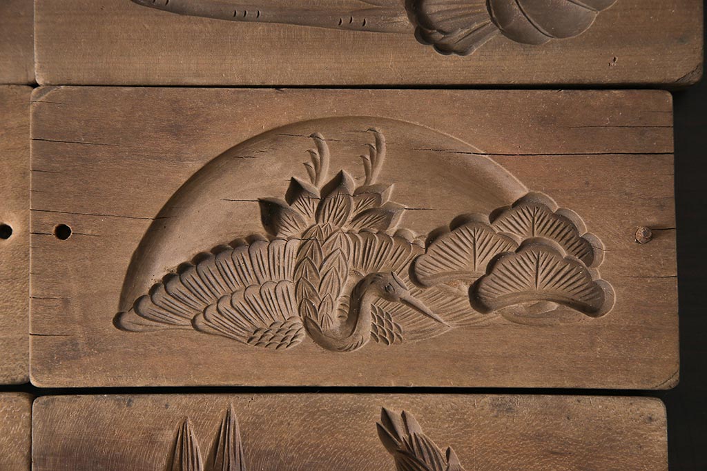 アンティーク雑貨　古民具　昭和初期(戦前)　海老・鶴松・たけのこ　味のある木製の菓子型3点セット
