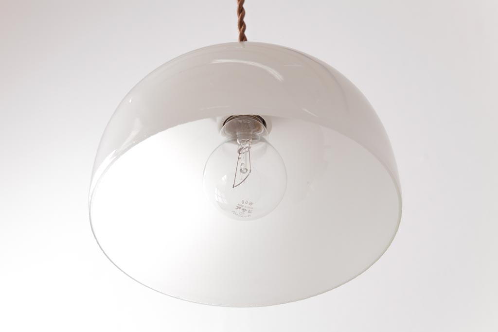 昭和レトロ　和みの空間にぴったりなドーム型シェードのペンダントライト(天井照明、吊り下げ照明)