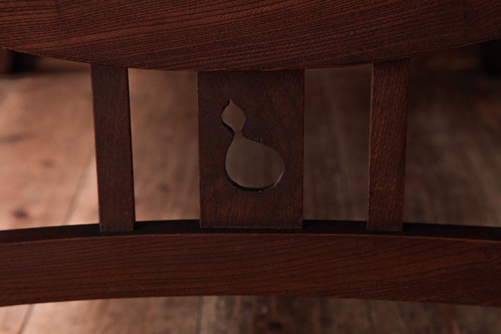 アンティーク家具　和製アンティーク　総ケヤキ材　天板一枚板　小粋なデザインが趣あふれる座卓(ローテーブル)