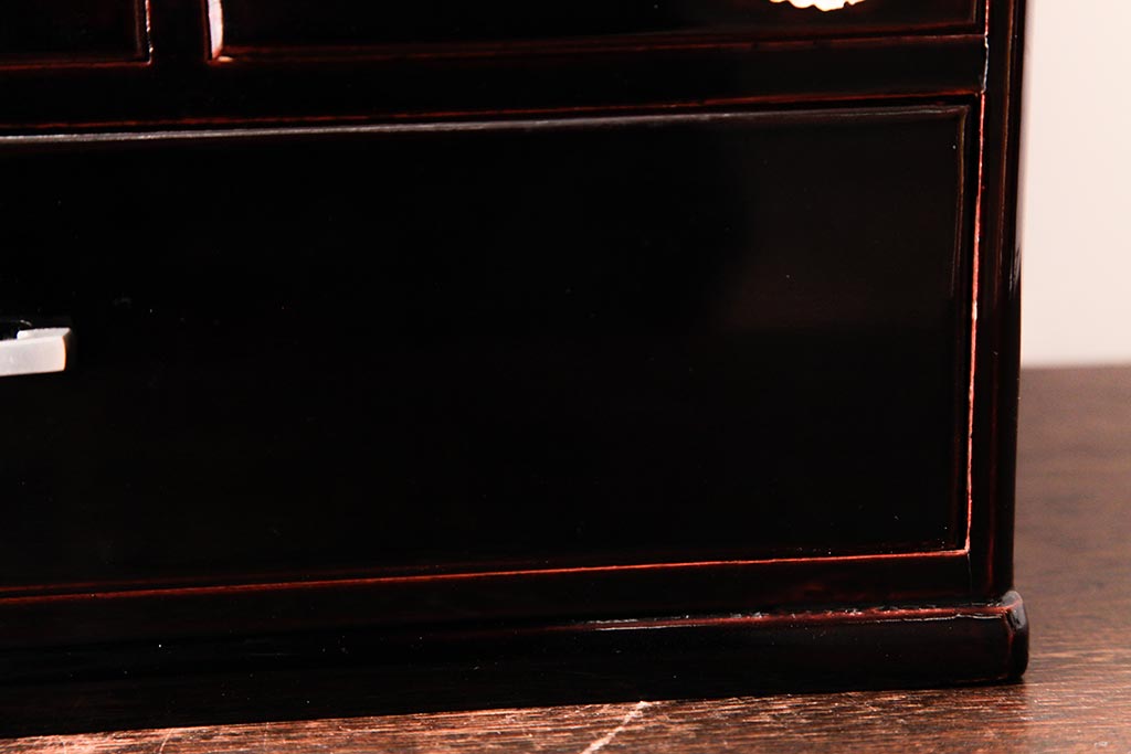 アンティーク雑貨　昭和期　総桐材　螺鈿細工の花紋が上品な漆塗りの針箱(裁縫箱、小引き出し、小物収納)