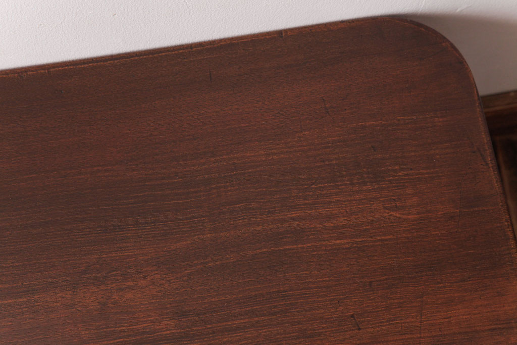 アンティーク家具　昭和中期　栓材一枚板　味わいある佇まいが魅力の角ちゃぶ台(座卓、ローテーブル)