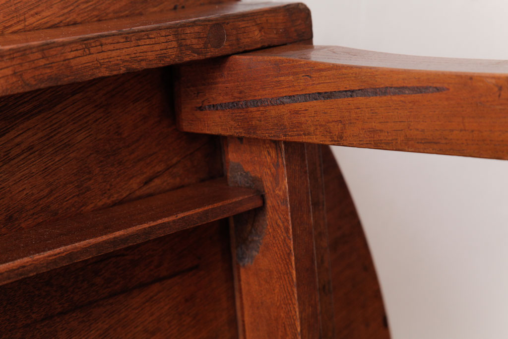 レトロ家具　昭和中期　折り畳み式　シンプルなデザインのレトロな丸ちゃぶ台(ローテーブル、センターテーブル)