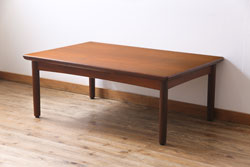 ビンテージ家具　北欧ヴィンテージ　珍しいローテーブルタイプのエクステンションテーブル(リビングテーブル、センターテーブル)
