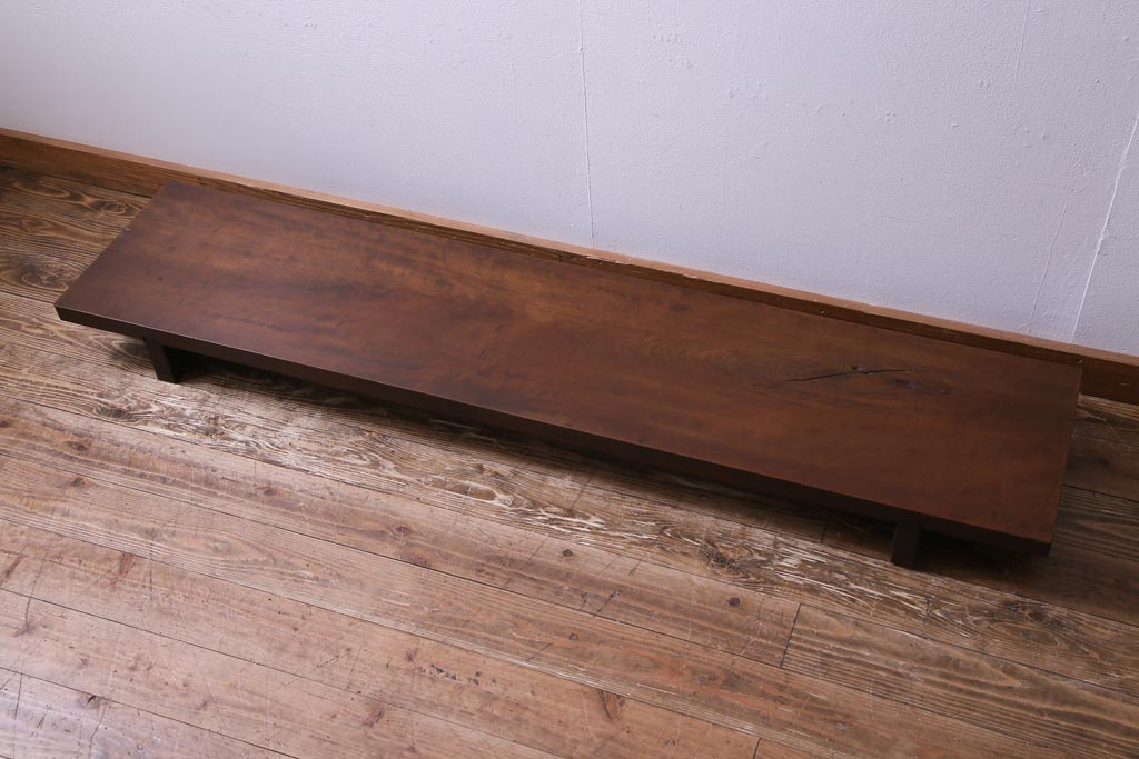 アンティーク家具　和製アンティーク　栃の木一枚板　渋い和の雰囲気溢れる裁ち板(作業台、飾り台、陳列台)