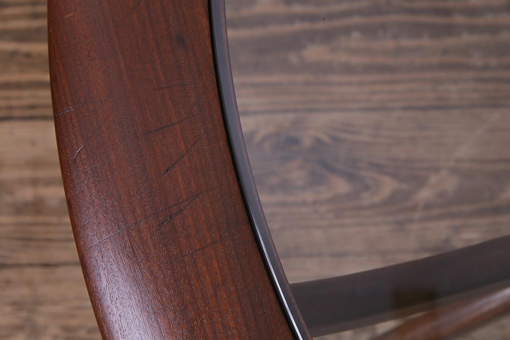 ヴィンテージ家具　北欧ビンテージ　G-plan(ジープラン)　チーク材　スタイリッシュな存在感を放つスパイダーコーヒーテーブル(センターテーブル)