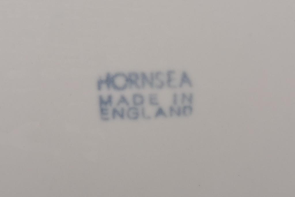 アンティーク雑貨　イギリスビンテージ　HORNSEA(ホーンジー)　ストライプがかわいらしいキャニスター・中3点セット(保存容器、ジャー)
