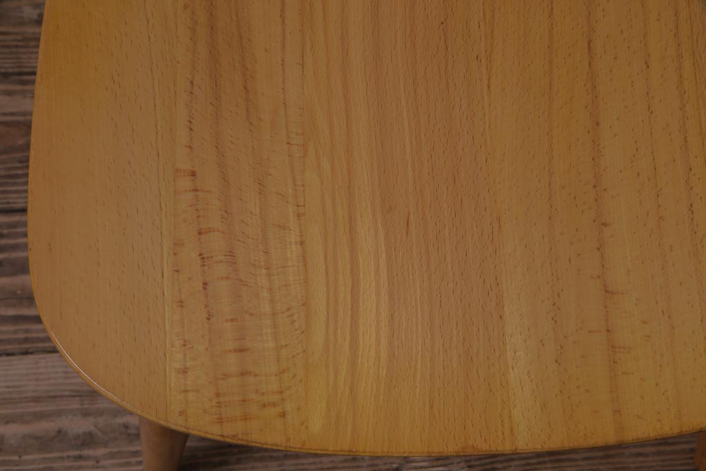 ヴィンテージ家具　ビンテージ　飛騨産業　キツツキ　明るい色味で空間をぱっと明るくしてくれるブナ材アームチェア