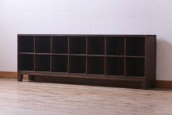 アンティーク家具　和製アンティーク　学校ロッカーをリメイクした脚付きマス目棚(ロッカー、収納棚、下駄箱、本棚)(1)