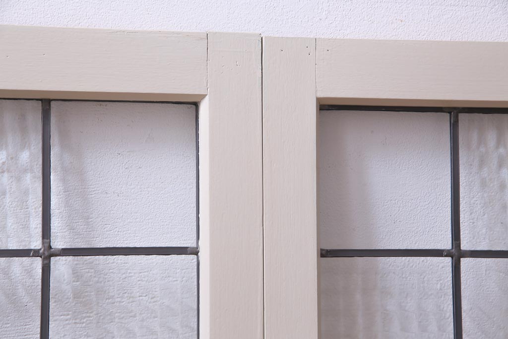 ラフジュ工房オリジナル　古建具リメイク　ステンドグラス入りのモダンな戸棚(収納棚、サイドボード)
