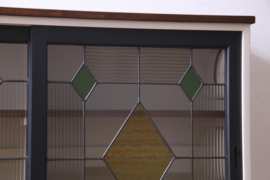 ラフジュ工房オリジナル　古建具リメイク　ステンドグラス入りのおしゃれな戸棚(収納棚、サイドボード)