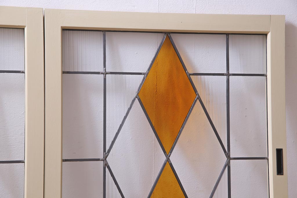 ラフジュ工房オリジナル　古建具リメイク　ノスタルジックなステンドグラス入り戸棚(収納棚、サイドボード)(1)