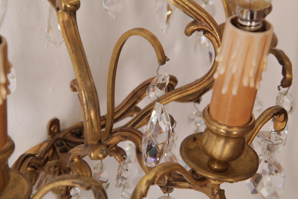 フランスビンテージ　ガラスドロップが煌めく壁掛けシャンデリア(3灯、照明、ウォールブラケット)(2)