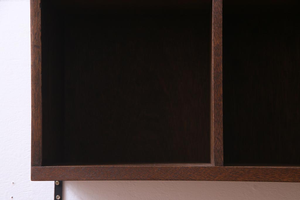 ラフジュ工房オリジナル　リメイク家具　3×3マス　収納しながらディスプレイも楽しめる壁掛けマス目棚(壁掛け収納棚、ウォールラック)