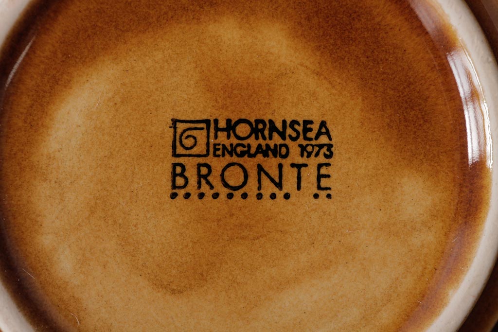 イギリスビンテージ　HORNSEA(ホーンジー)　BRONTE(ブロンテ)　シュガーポット・ミルクピッチャー(ミルクポット、クリーマー、洋食器)