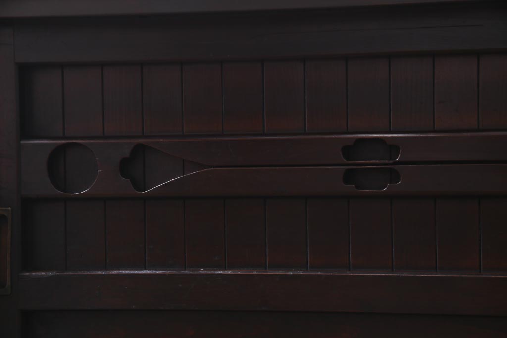 ラフジュ工房オリジナル　リメイク　明治期の味わい深い建具を使った脚付きローボード(戸棚、テレビボード、収納棚)