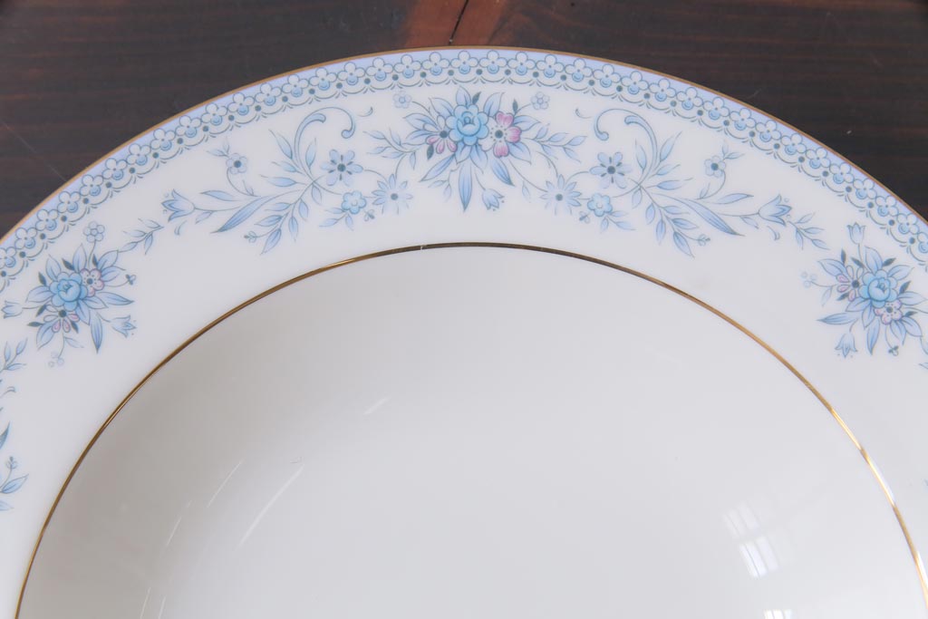 中古　ノリタケ(Noritake)　ブルーヒル(廃盤)　淡いブルーの花柄が可憐なスープ皿3枚セット(洋食器)