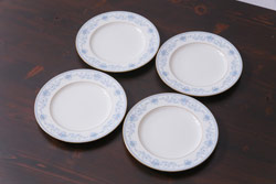 中古　ノリタケ(Noritake)　ブルーヒル(廃盤)　淡いブルーの花柄が可憐な中皿4枚セット(プレート、洋食器)