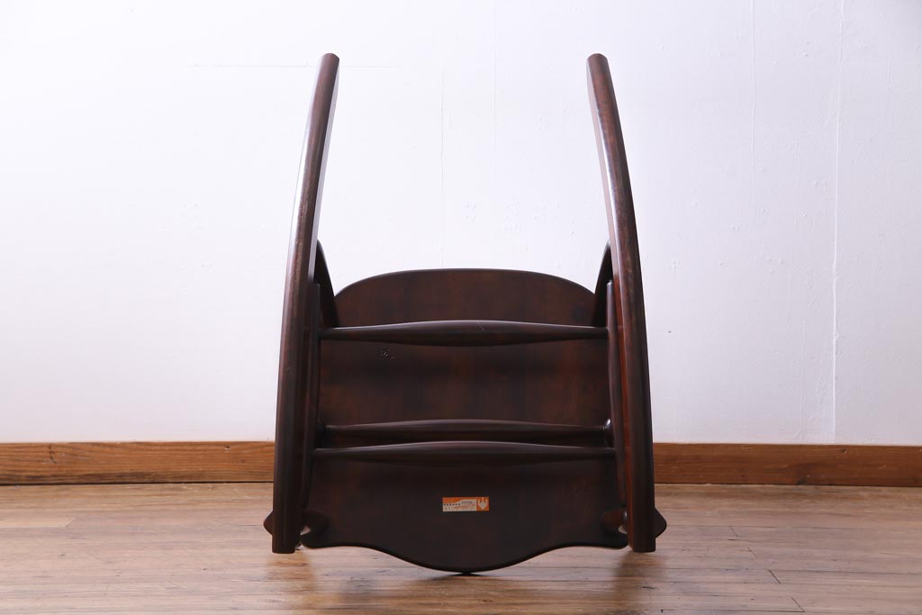 中古　松本民芸家具　くつろぎの時間にぴったりなJ型ロッキングチェア(アームチェア、揺り椅子)(定価約20万3千円)