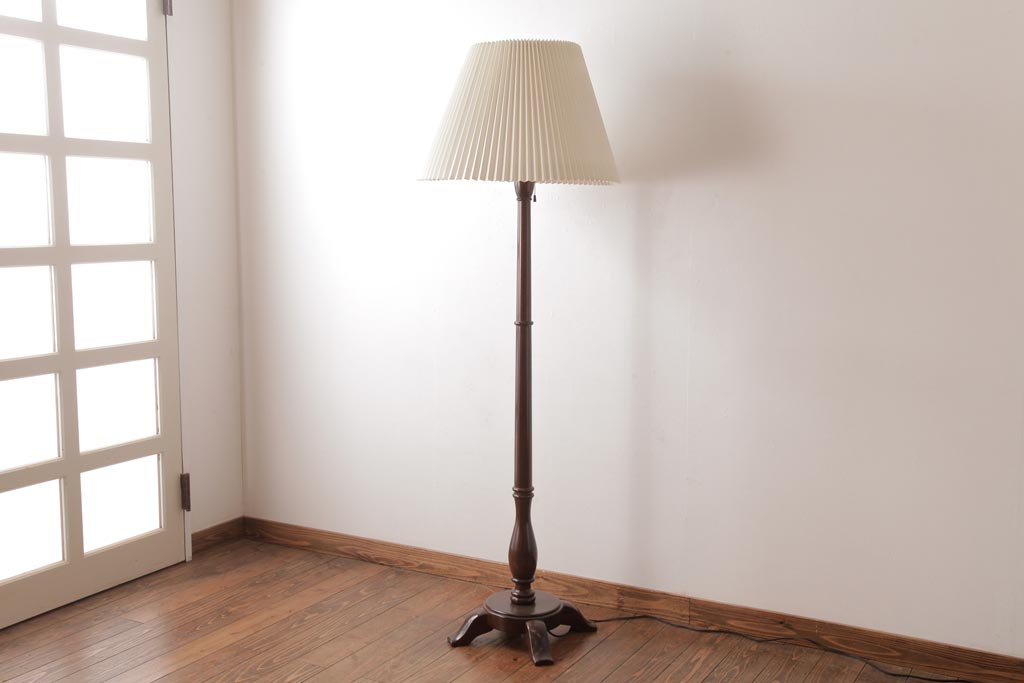 中古 松本民芸家具 上質さを際立たせるデザインのA型フロア 中古 松本民芸家具 上質さを際立たせるデザインのA型フロア