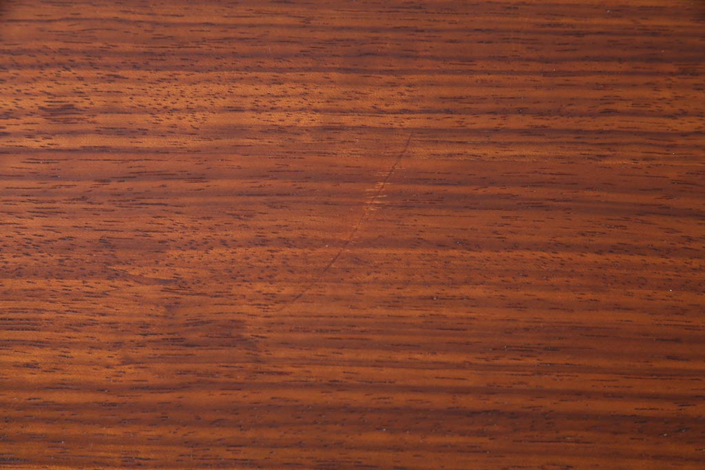 ヴィンテージ家具　北欧ビンテージ　G-PLAN(ジープラン)　BBシリーズ　レアデザインのラウンドテーブル(ダイニングテーブル、カフェテーブル)