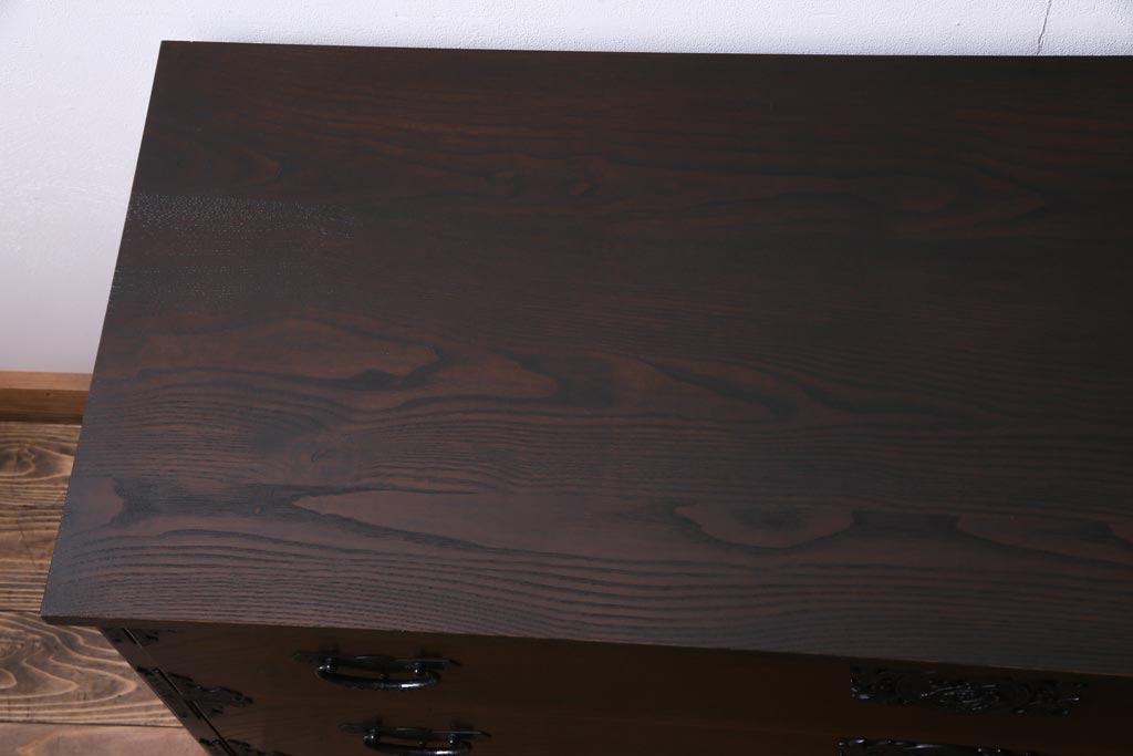 中古　国産　民芸箪笥　天板リメイク　気品漂う上質なつくりのチェスト(衣装箪笥、引き出し)(2)