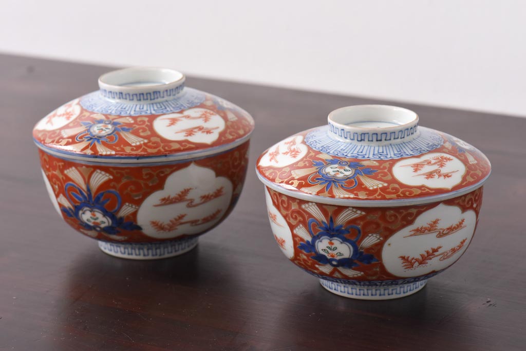 江戸期　大明成化年製　古伊万里　赤絵南蛮図染付　蓋茶碗2個セット(2)