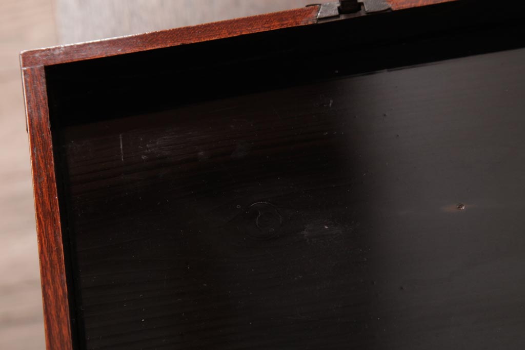 アンティーク雑貨　古民具・骨董　極美品　総ケヤキ材　漆の光沢が美しい硯箱(船箪笥、懸硯、木箱)