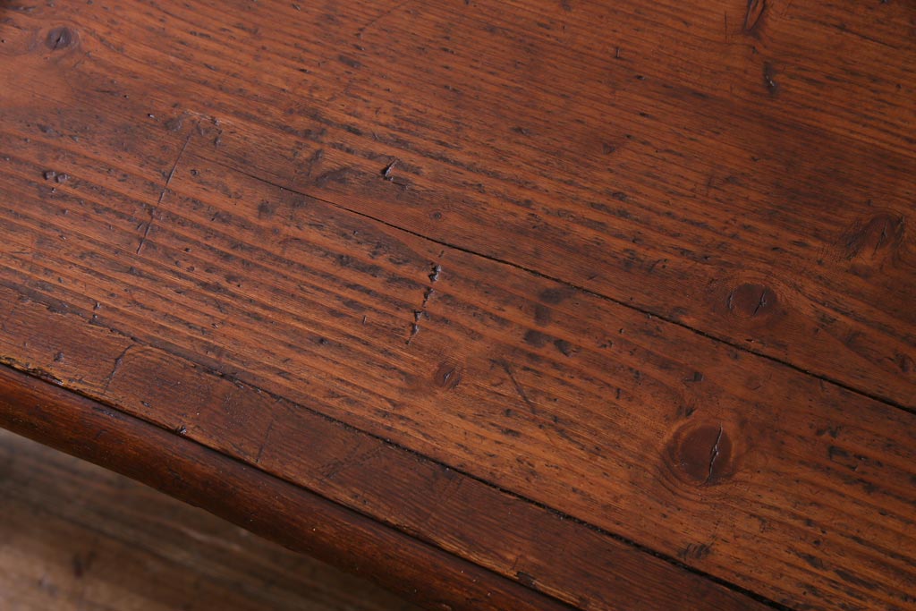 アンティーク家具　フランスアンティーク　パイン材　使い込まれた風格の漂うキャスター付きテーブル(デスク、在宅ワーク、在宅用カフェテーブル)