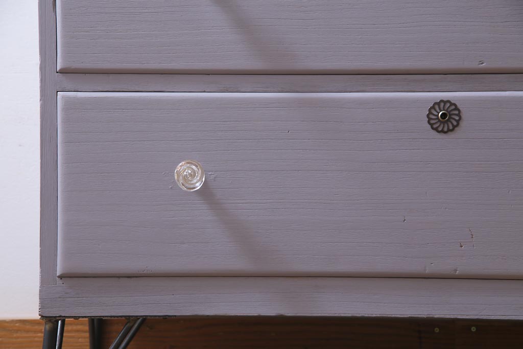 ペイント家具　箪笥をフレンチ風にアレンジしたリメイクローボード(リビングボード)