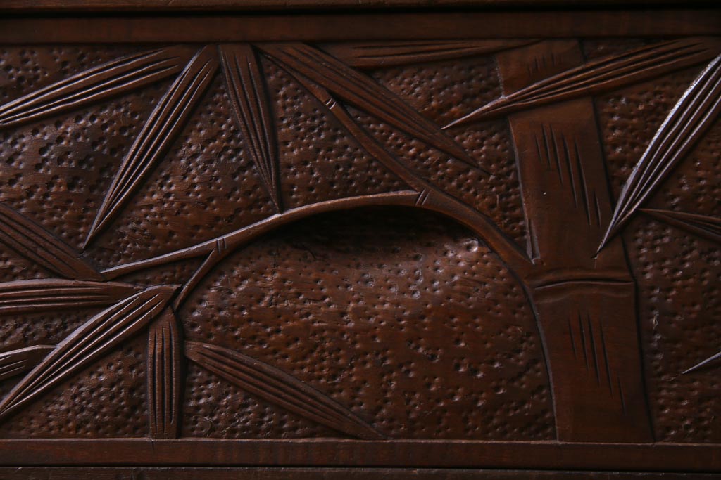 中古　伝統工芸　軽井沢彫り　情緒あふれる竹の意匠が見事なドレッサー(鏡台、ミラー)