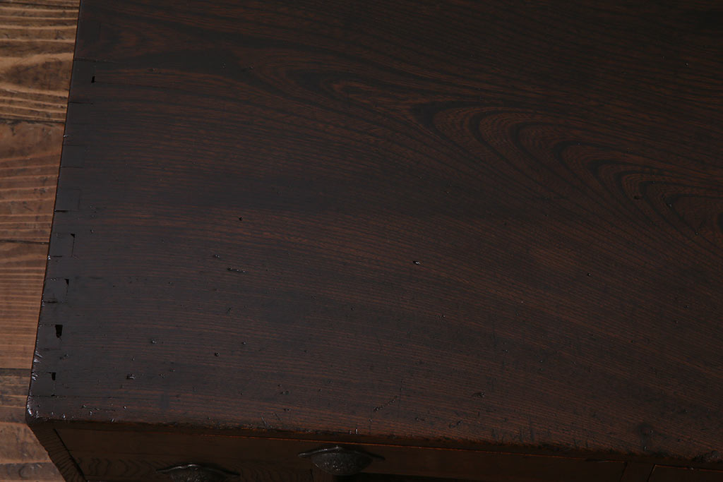 アンティーク家具　大正昭和初期　総ケヤキ材　天板に一枚板が贅沢に使われた両袖文机(両袖机、帳場机)(R-035827)
