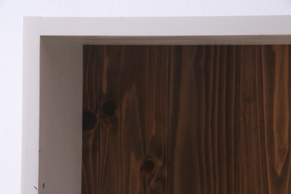 ラフジュ工房オリジナル　古材使用　レトロなペイントの薄型ブックシェルフ(収納棚、本棚、ウッドシェルフ)
