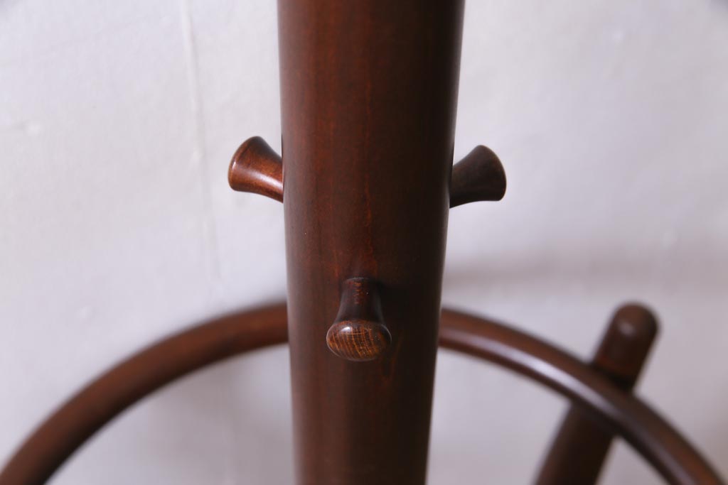 ヴィンテージ家具　秋田木工　曲げ木　品のある傘立て付きポールハンガー(帽子掛け、ビンテージ)
