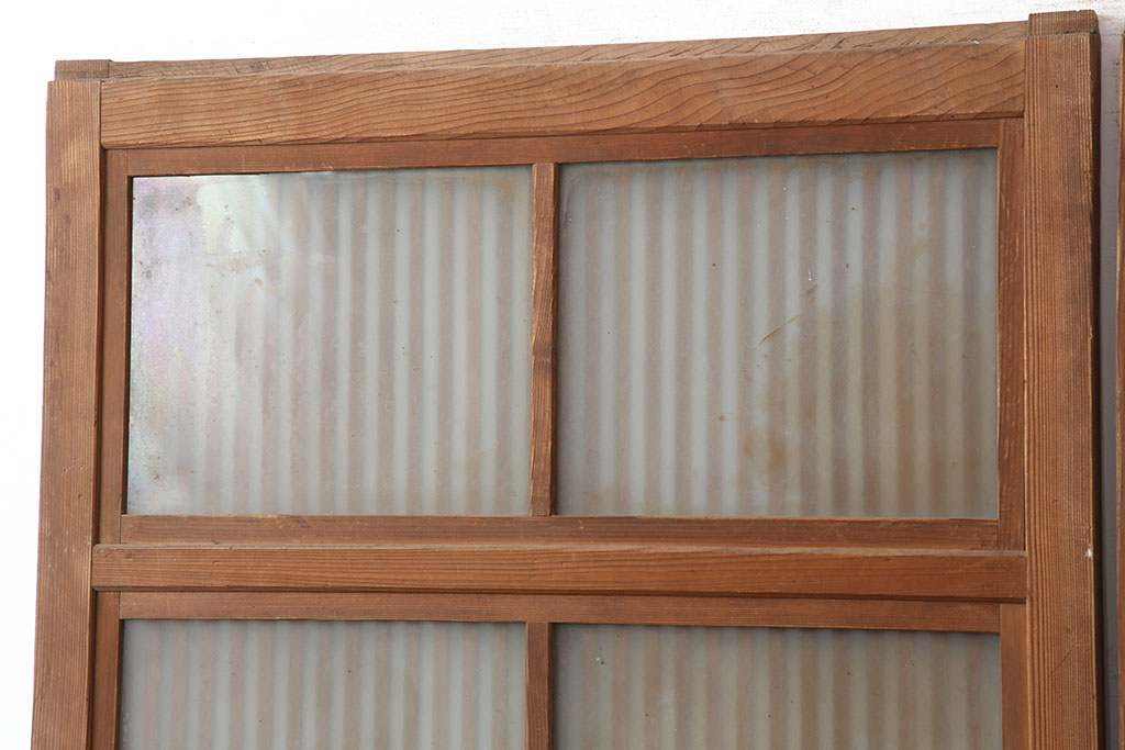 アンティーク建具　昭和中期　裏ガラス付き　和モダンなインテリアにおすすめな格子戸2枚セット(建具、引き戸)(R-036788)