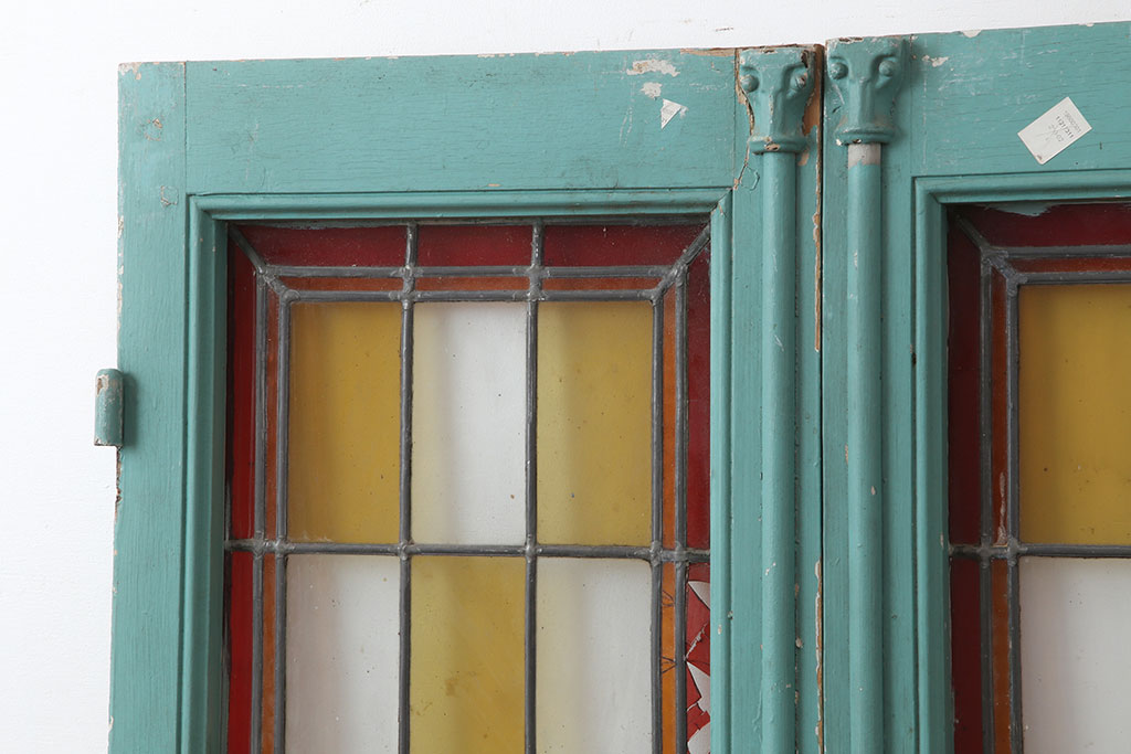 アンティーク建具　フランスアンティーク　クリアとイエローのチェックがお洒落なステンドグラスの窓一対・大(ガラス扉)(R-037021)